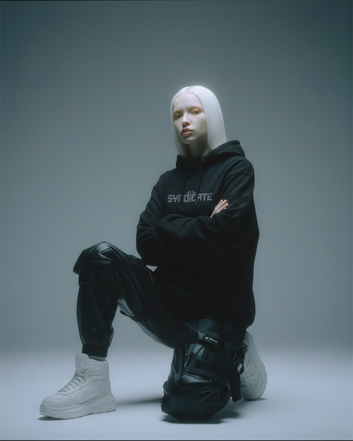 Essential Organic Hoodie - Weißer Stick